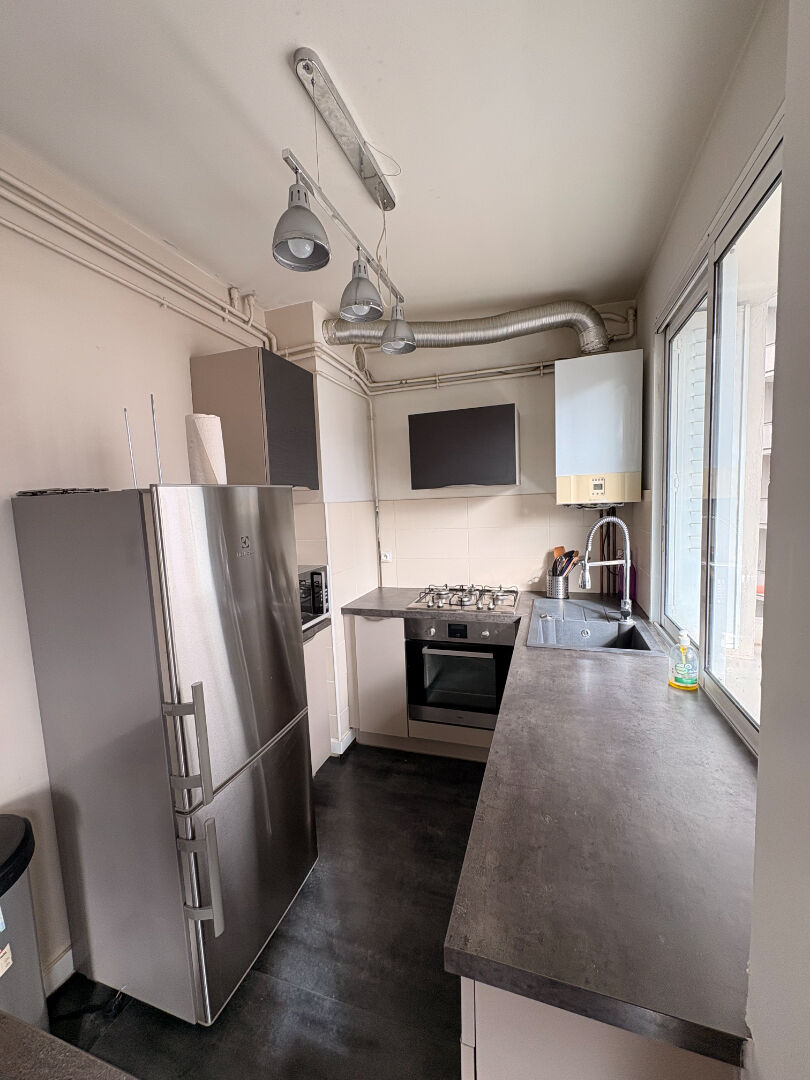 Photo APPARTEMENT VALENCE - 3 pièces- 55 m² image 2/6