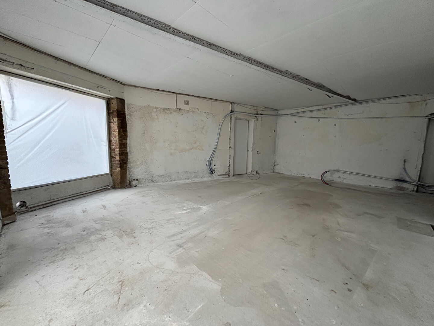 Photo Local commercial  2 pièce(s) 100 m2 image 4/6