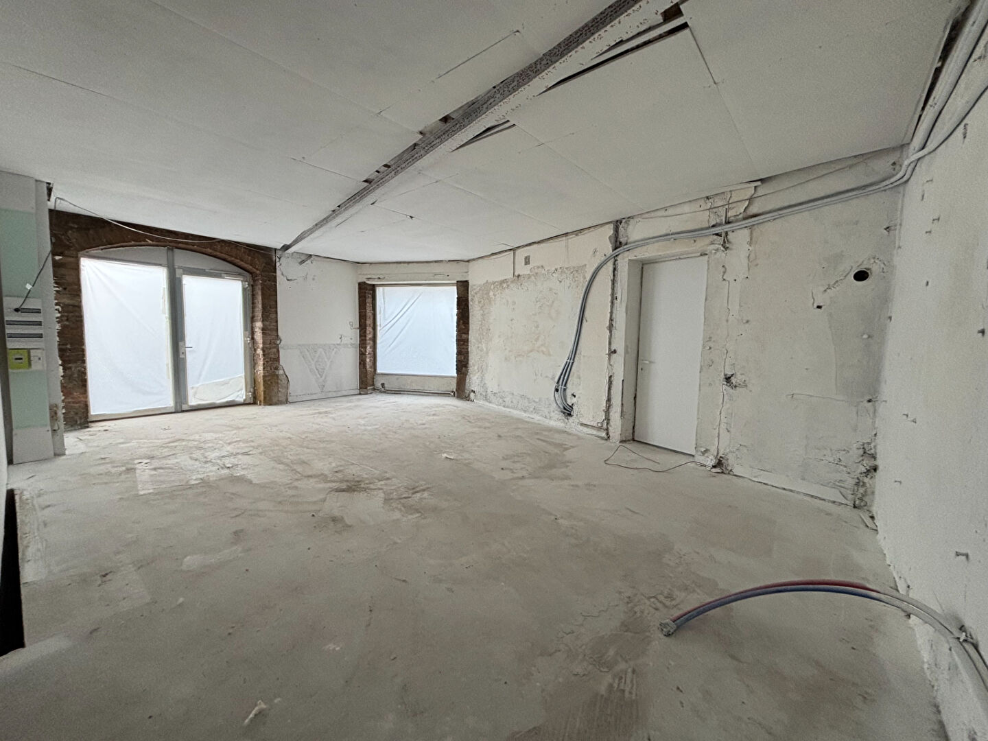 Photo Local commercial  2 pièce(s) 100 m2 image 5/6