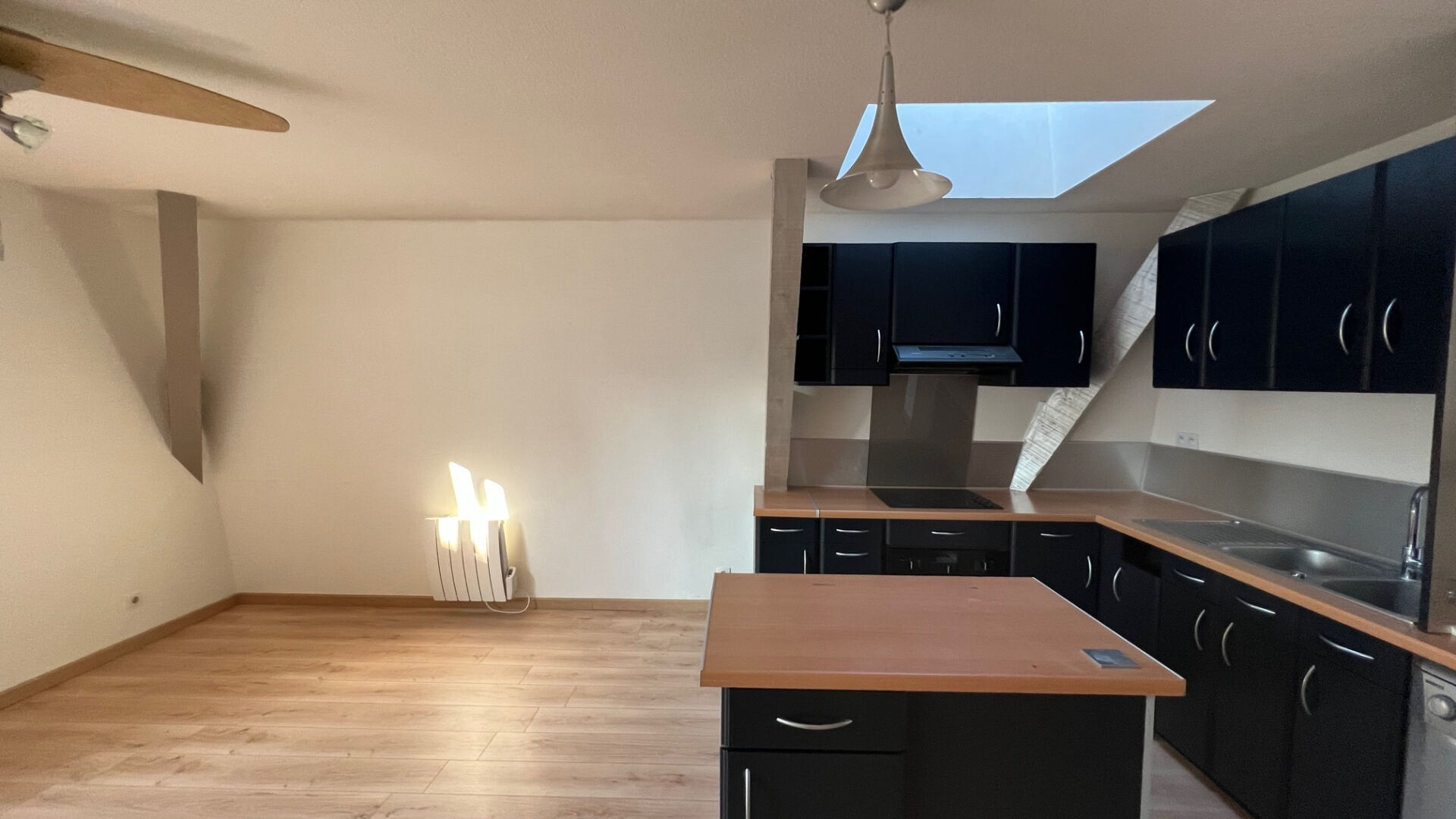 Photo Appartement Valence 2 pièces 51.99 m² image 2/6