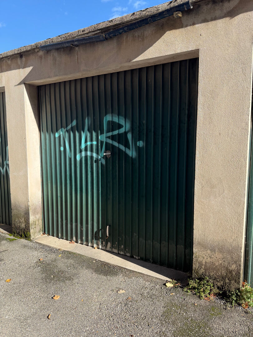 Photo Parking / box Valence 15 m2 image 3/3