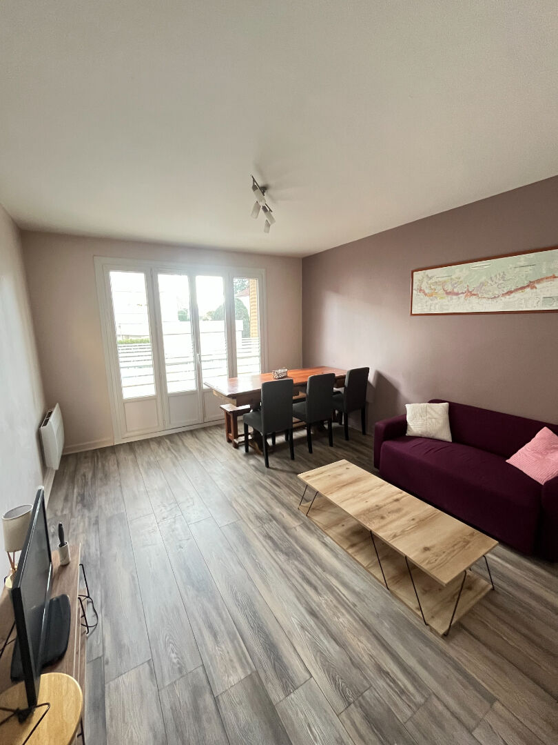 Photo T3 meublé avec balcons image 1/6