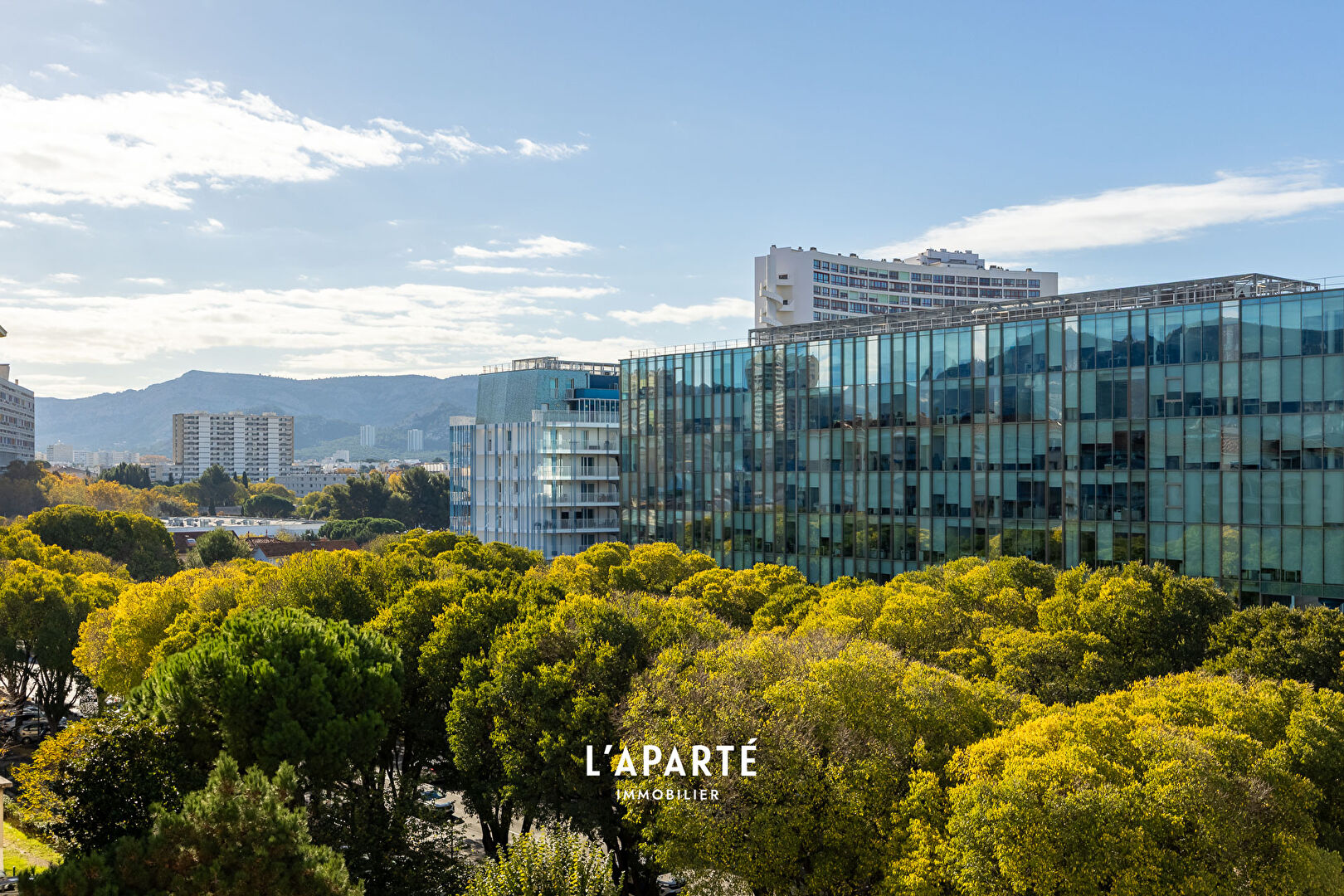 T3 A RÉNOVER AU SQUARE MICHELET