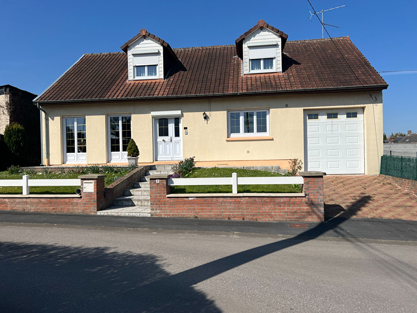 Agence immobilière de LA PETITE AGENCE DU COIN Ferriere La Petite - LA PETITE AGENCE DU COIN