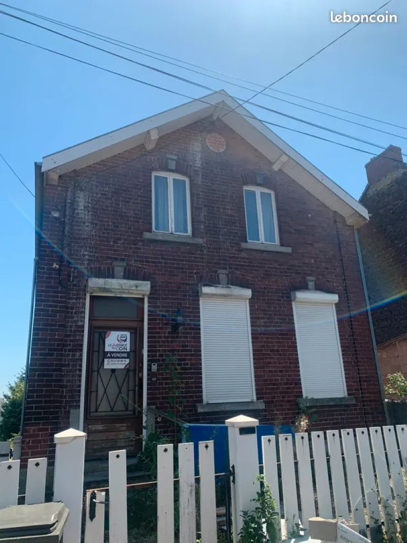 Agence immobilière de LA PETITE AGENCE DU COIN Ferriere La Petite - LA PETITE AGENCE DU COIN