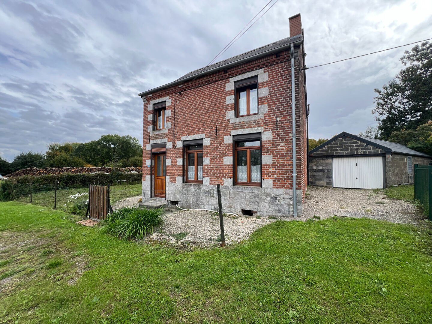 Agence immobilière de LA PETITE AGENCE DU COIN Ferriere La Petite - LA PETITE AGENCE DU COIN