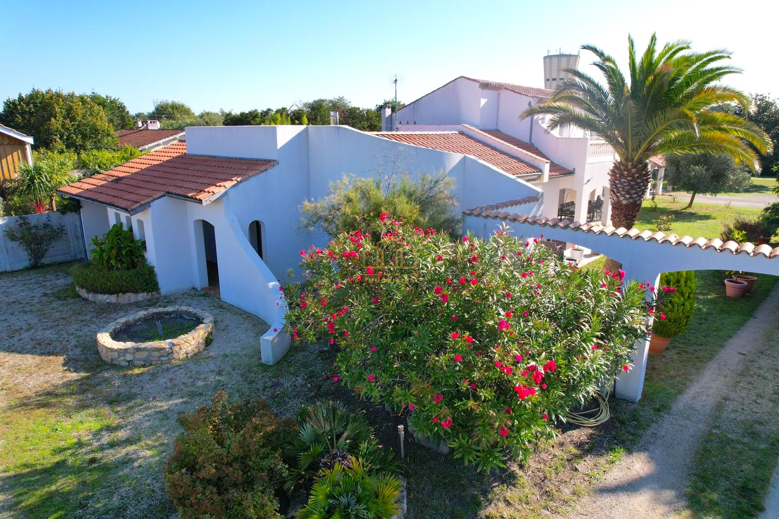 Photo Maison à vendre sur grand terrain au calme à Gujan-Mestras image 2/6