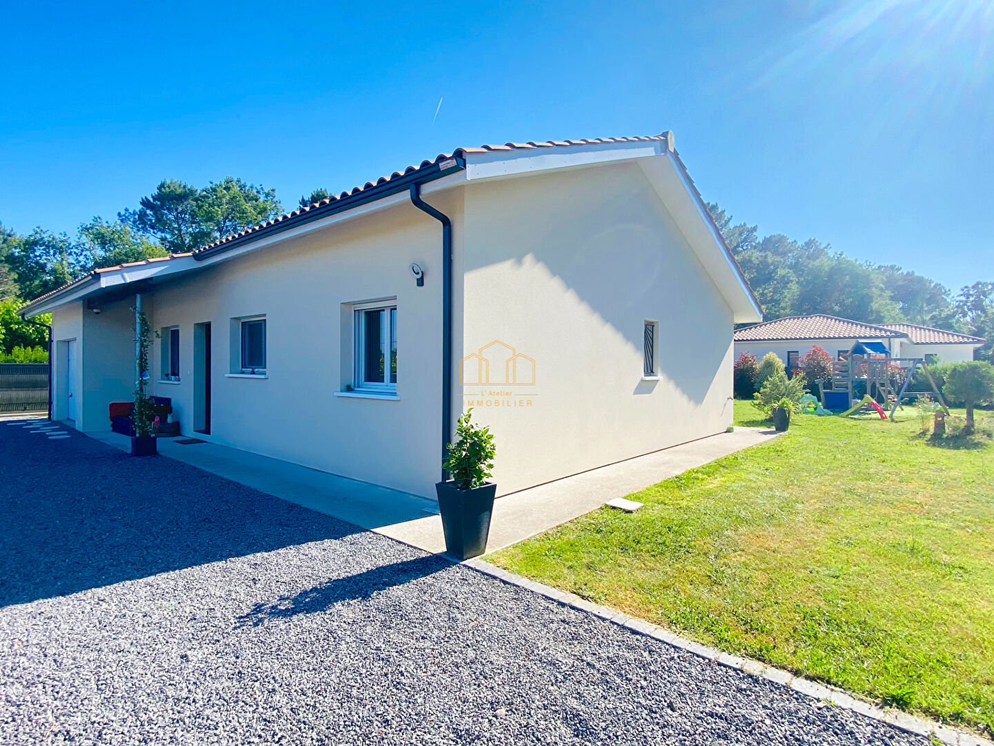 Photo Maison T5 récente de plain-pied avec piscine à vendre à Sanguinet image 3/6