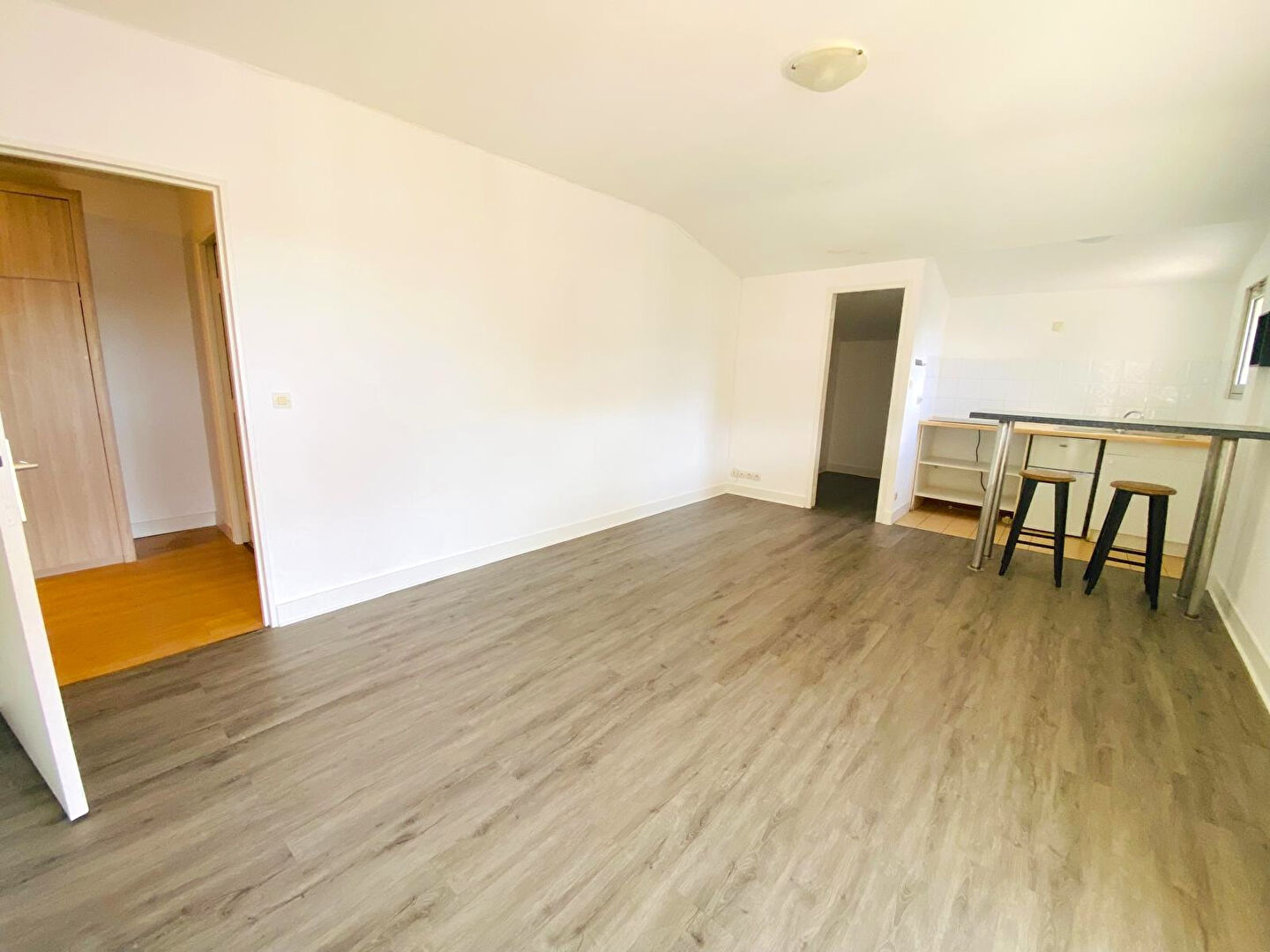 Photo Appartement T2 avec grande loggia à vendre à Gujan-Mestras image 3/6