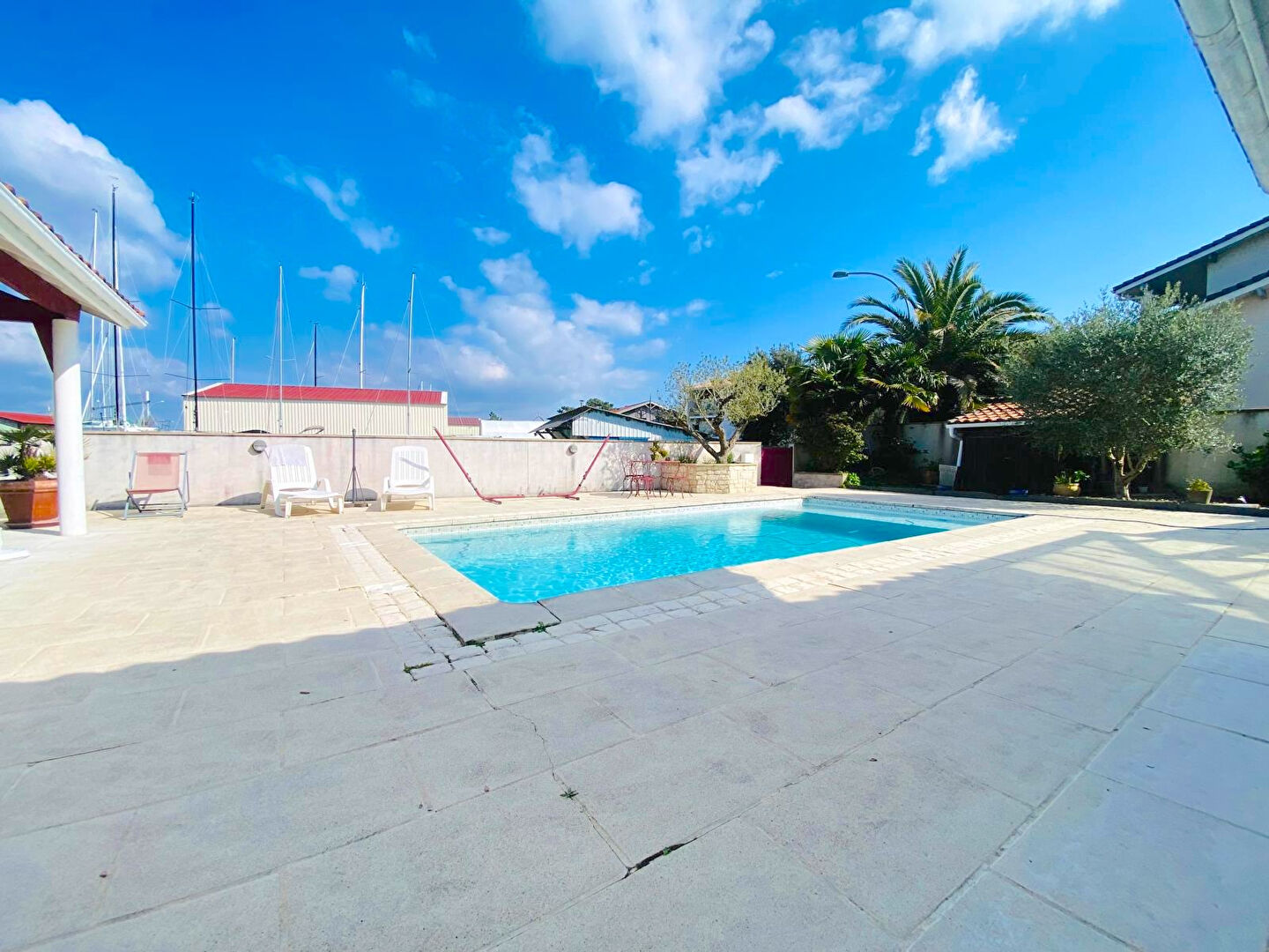 Photo Maison d'architecte T5 avec piscine à vendre à Gujan-Mestras image 4/6