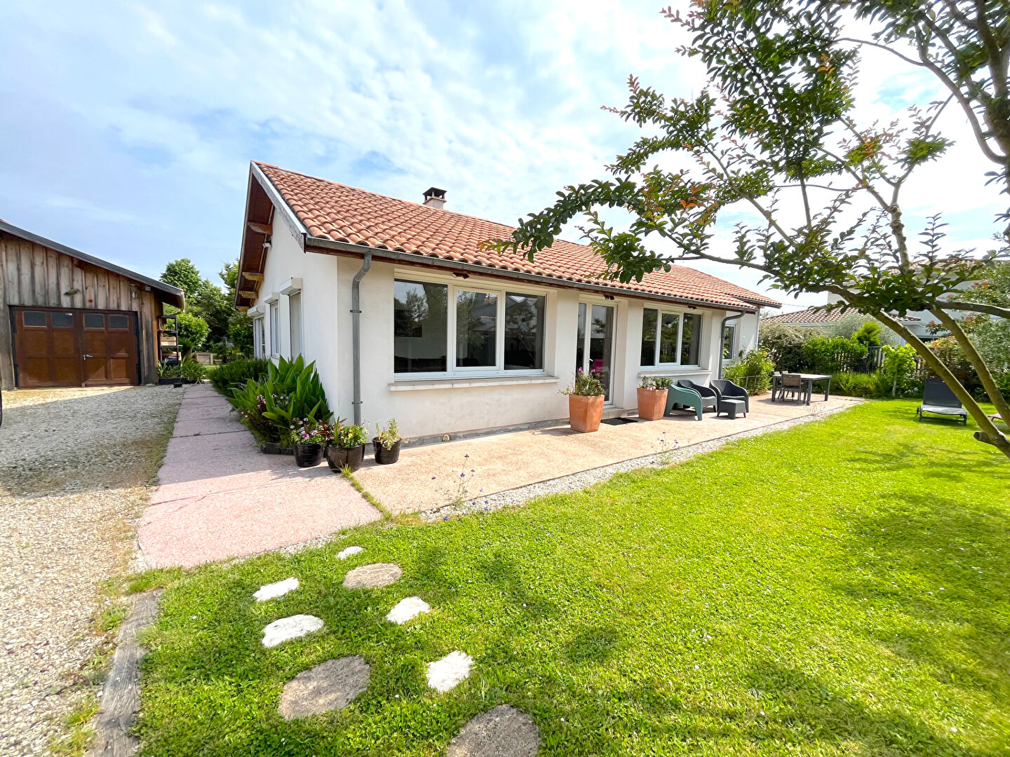 Photo Maison T4 de plain-pied avec garage et jacuzzi à vendre à Meyran, Gujan-Mestras image 3/6