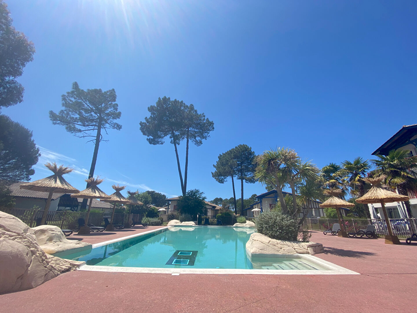 Photo Maison T4 en duplex avec jardinet à vendre à Gujan-Mestras - avec un bail commercial en cours image 3/6