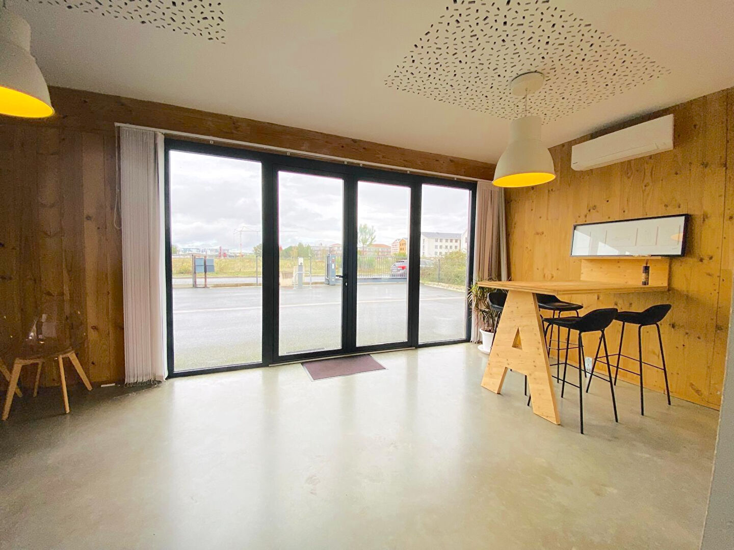 Photo Local professionnel à louer à La Teste de Buch - zone industrielle image 6/6