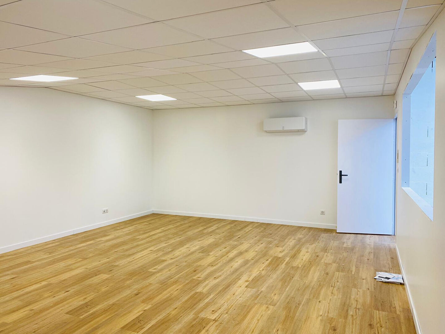 Photo Local commercial et professionnel à vendre au Teich à Sylvabelle image 3/5