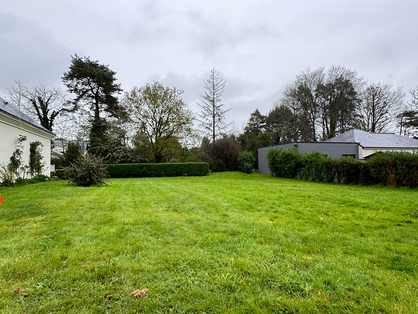 Photo Terrain Sautron 858M2 UMd1, maison de plain pied image 2/2