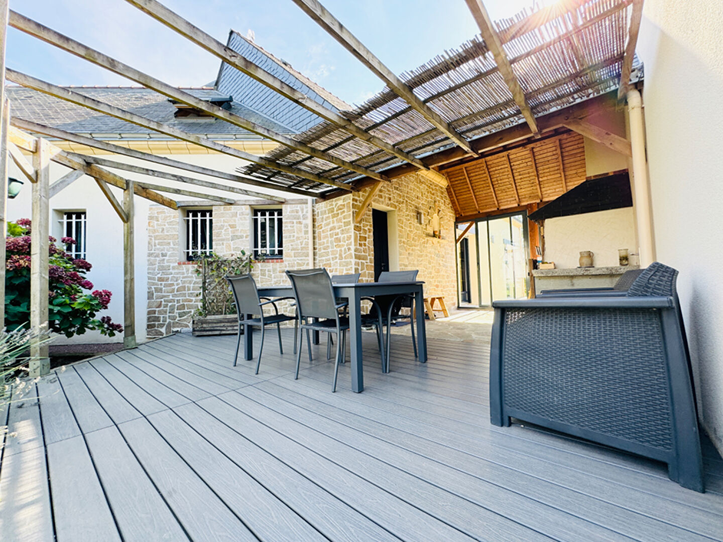 Photo Maison Héric de 180m2 + une dépendance de 50m2 + 55 m2 de garage image 3/6