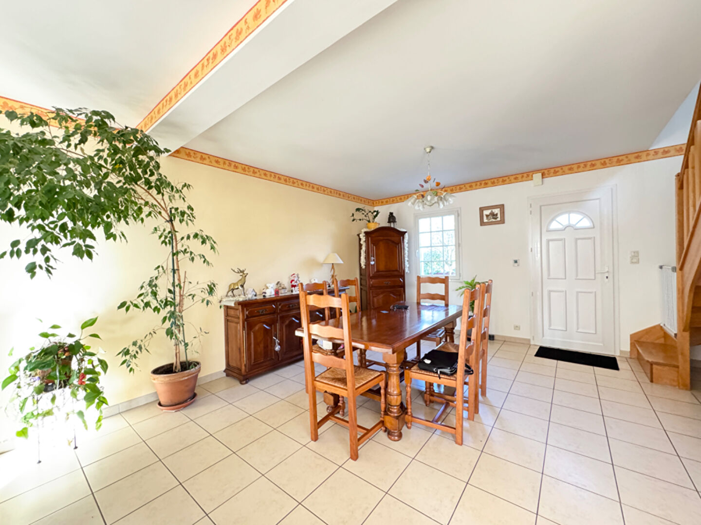 Photo MAISON de 120m2, 4 chambres, garage image 2/6