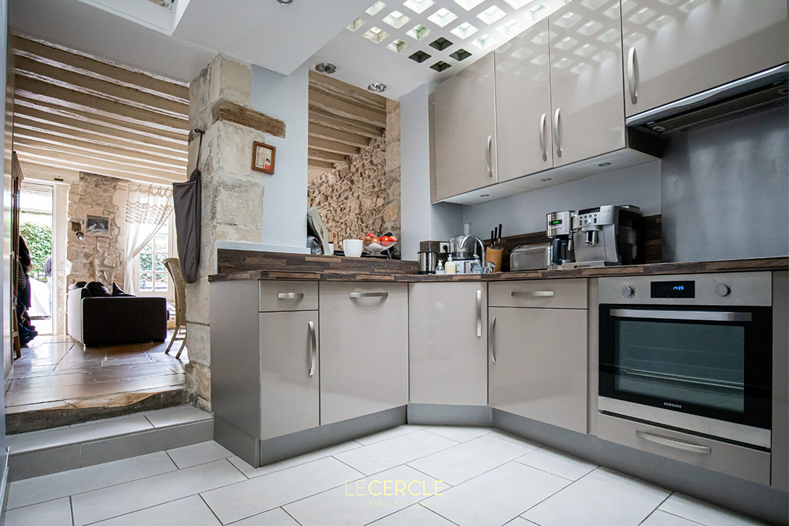 Photo SENLIS Centre Ville image 4/6