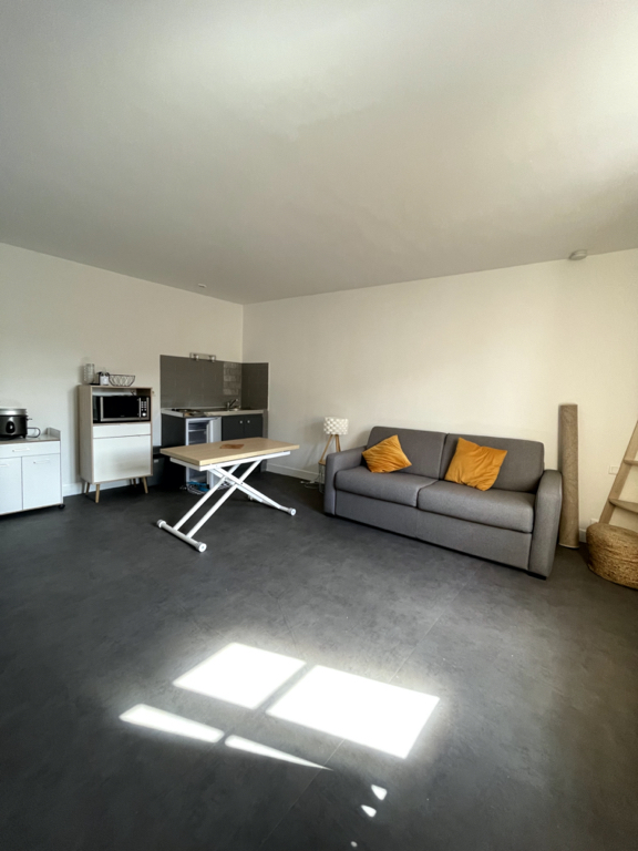 Photo Studio meublé proche centre ville image 2/4