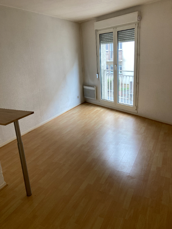 Photo STUDIO NANCY - 1 pièce(s) - 20.68 m2 image 3/5