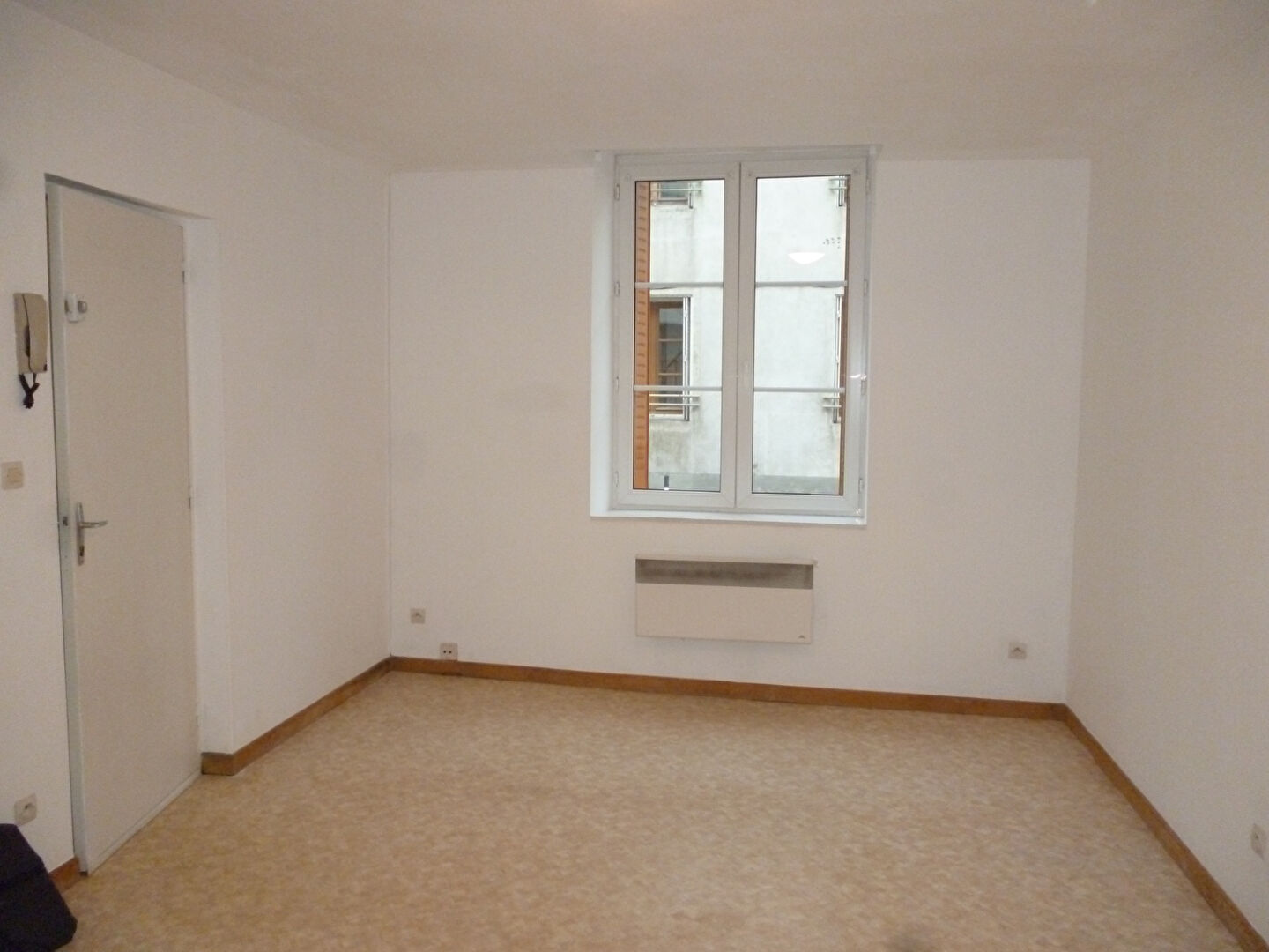 Photo STUDIO 22.44 m² - NANCY PROCHE HÔPITAL CENTRAL image 2/3