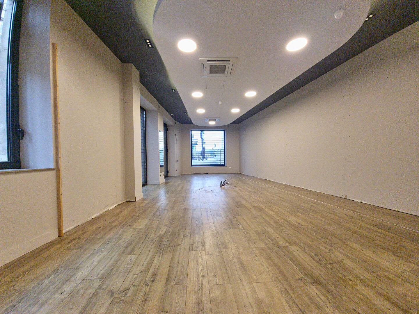 Photo Local commercial  a louer  Quartier Mon Désert image 3/5