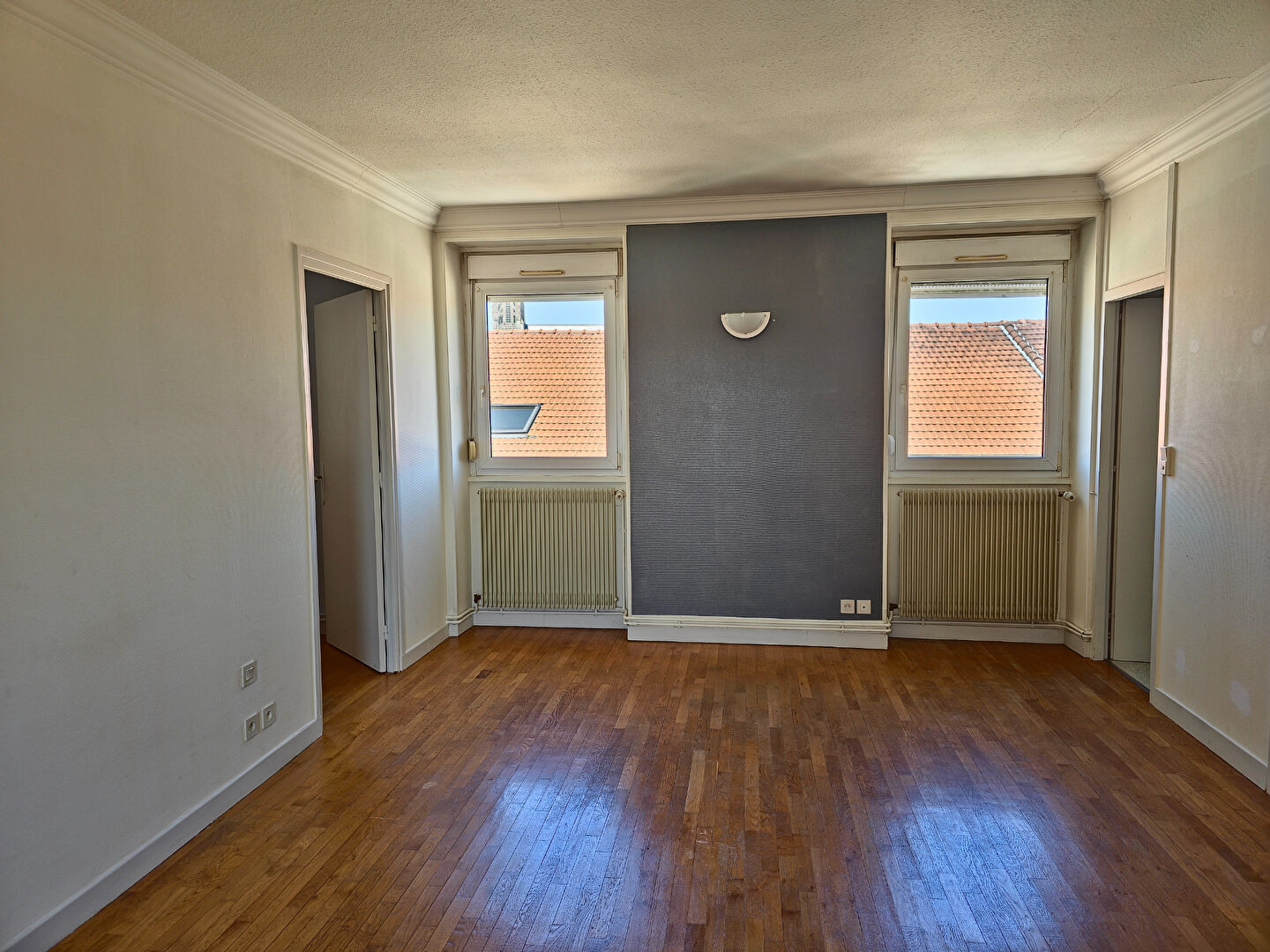 Photo TOUL ? Place de la République image 5/6