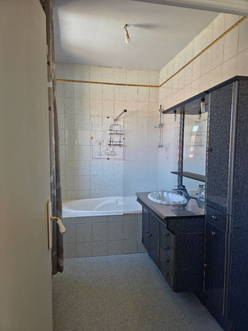 Photo TOUL ? Place de la République image 6/6