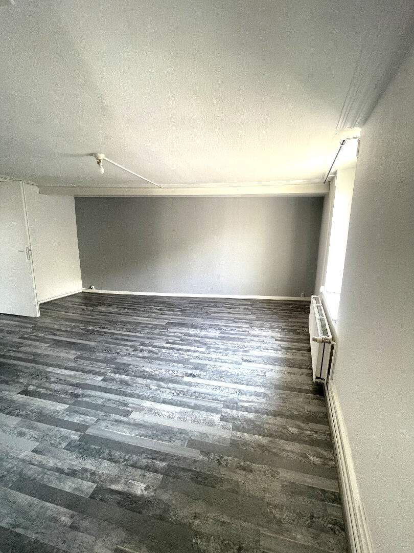 Photo F4  avec 2 chambres à louer  à Maxeville image 1/6