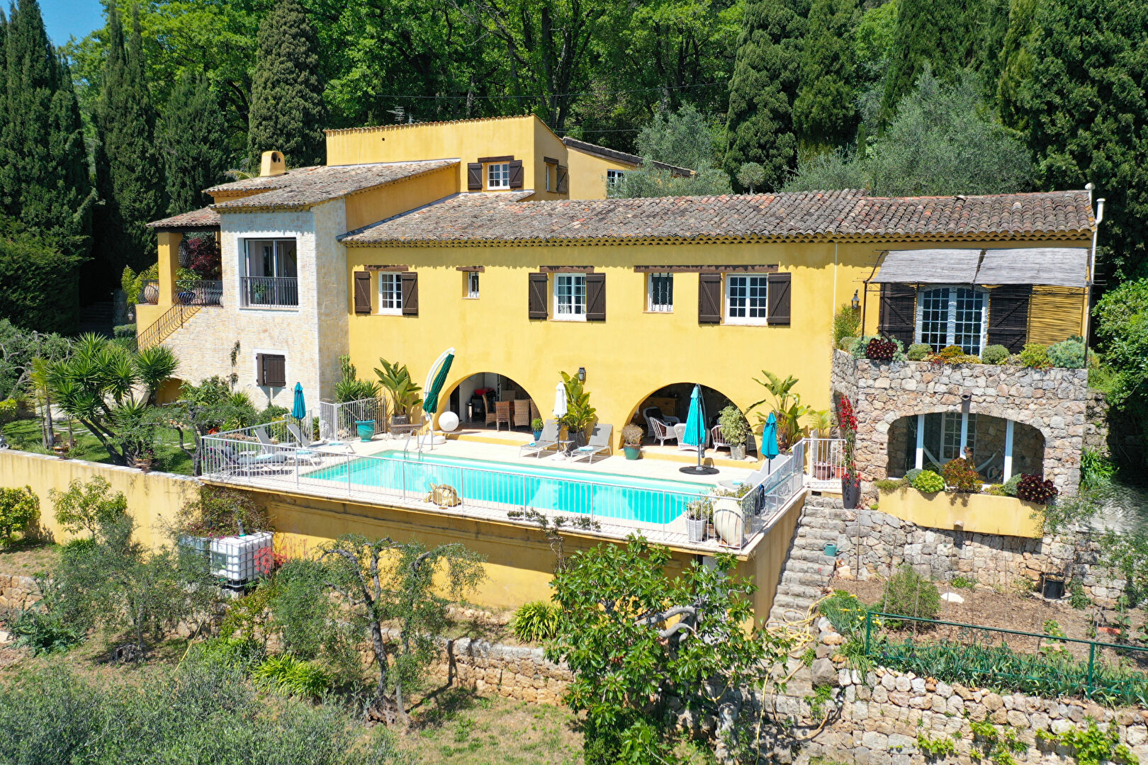 BASTIDE VUE MER 280 m² avec piscine LIMITE GRASSE ST FRANÇOIS