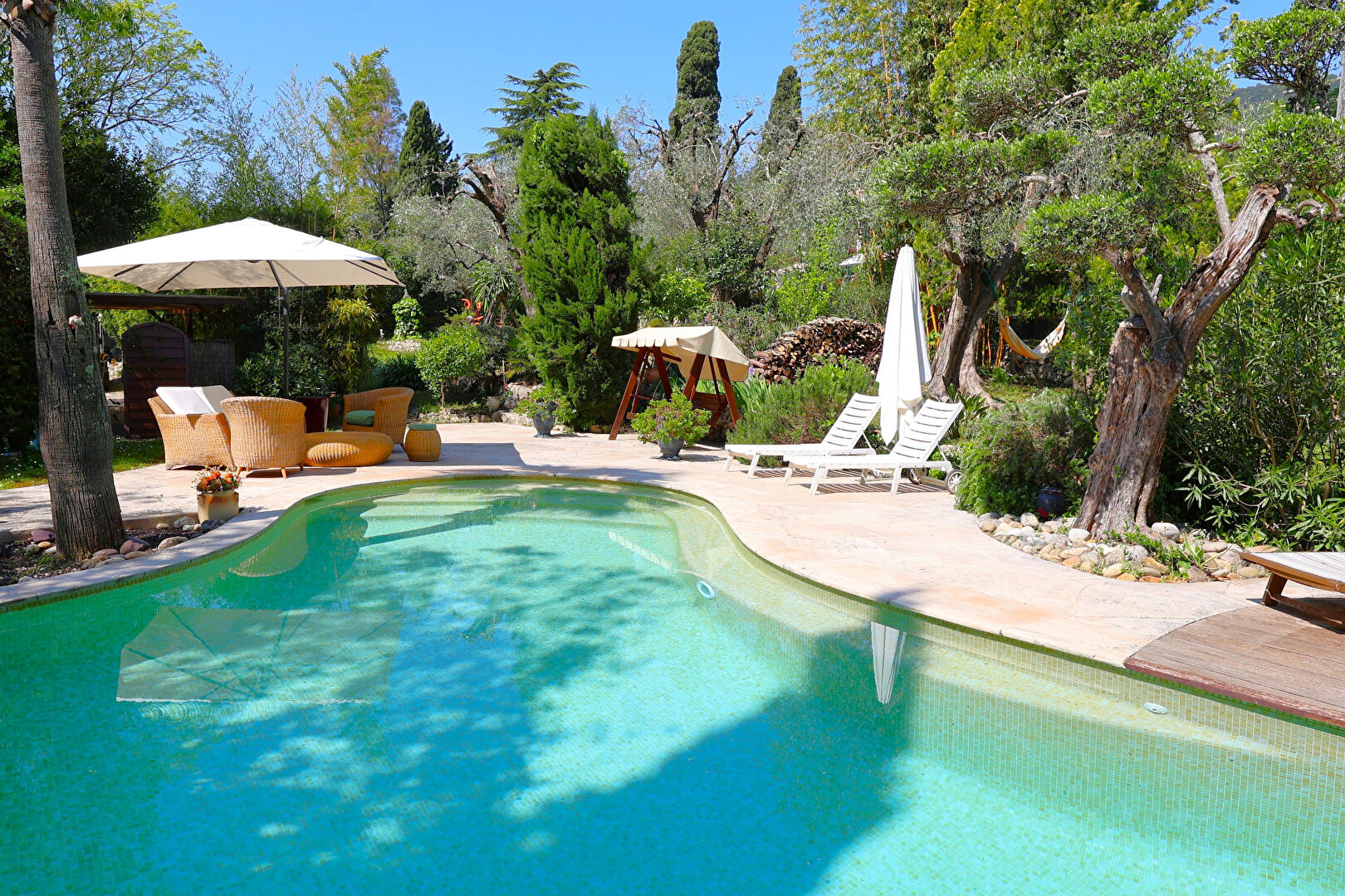 Photo VIEUX MAS DU XVIII PEYMEINADE 160 m² avec piscine image 4/6