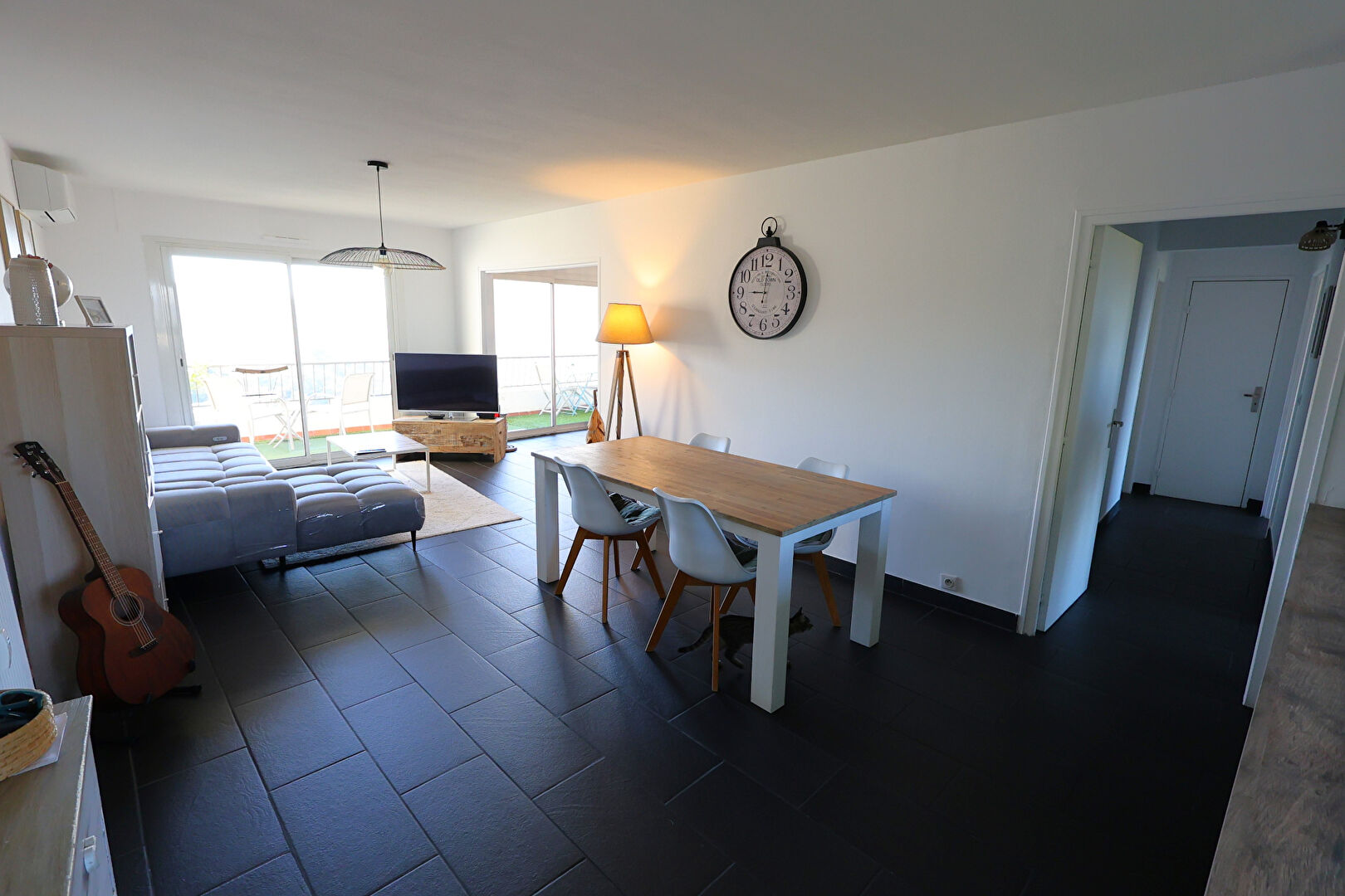 Photo Appartement Grasse 4/5 pièces 92 m² belle vue et garage image 3/6