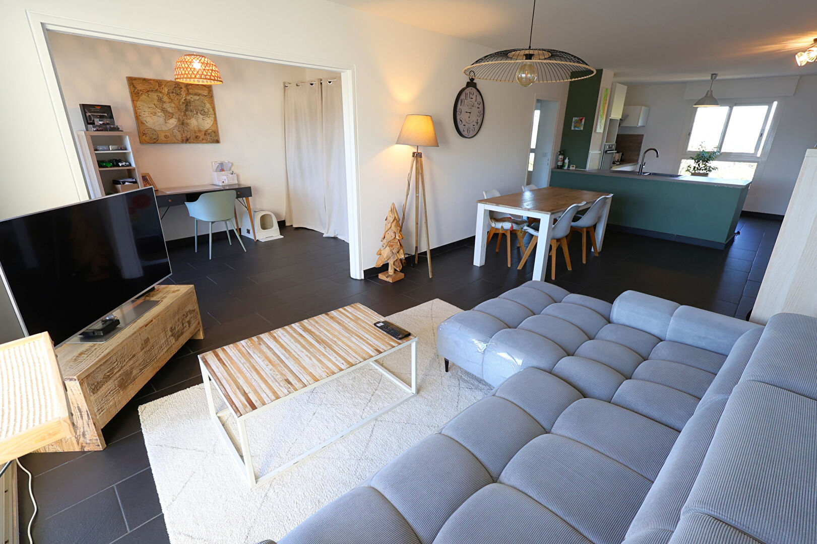 Photo Appartement Grasse 4/5 pièces 92 m² belle vue et garage image 5/6