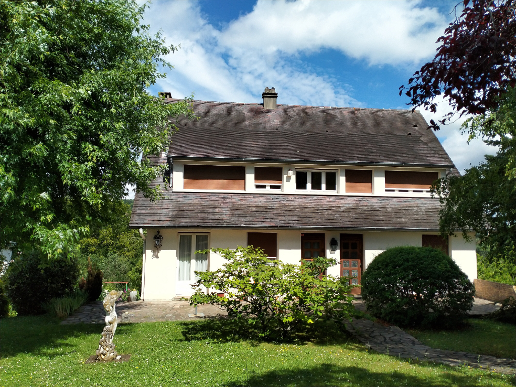 Maison L Etang La Ville 8 pièce(s) 214 m2 L'ÉtanglaVille 78620