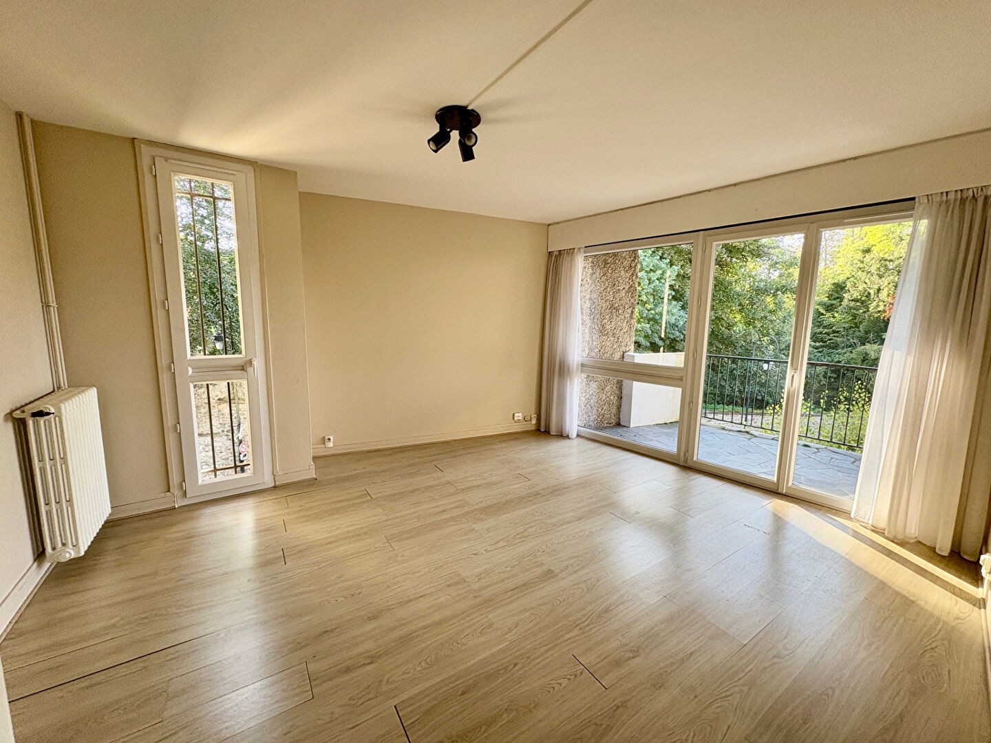 Agence immobilière de LES AGENCES IMMOBILIERES PETIT - AGENCE ETIENNE PETIT