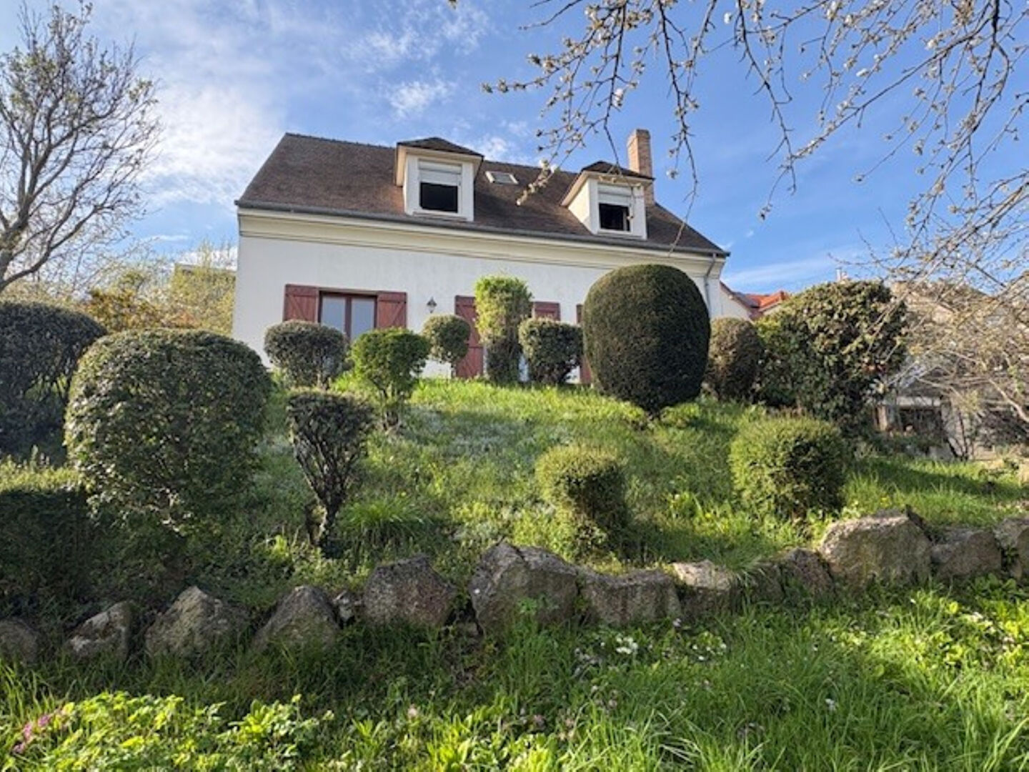 Agence immobilière de LES AGENCES IMMOBILIERES PETIT - AGENCE ETIENNE PETIT