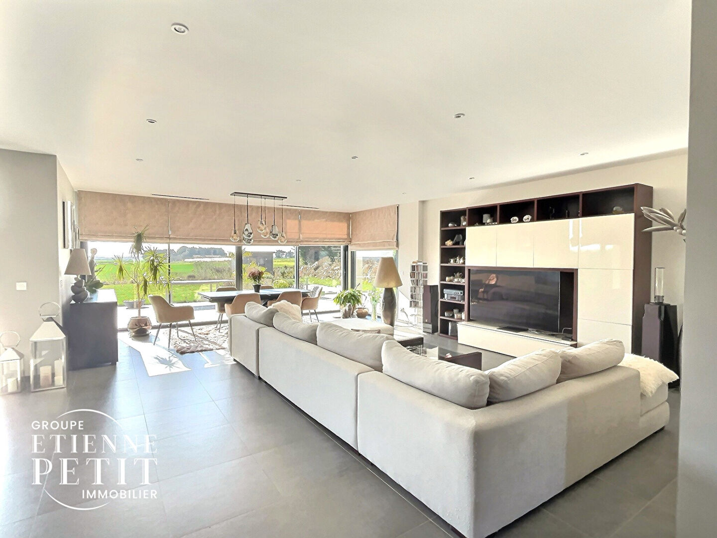 Agence immobilière de LES AGENCES IMMOBILIERES PETIT - AGENCE ETIENNE PETIT