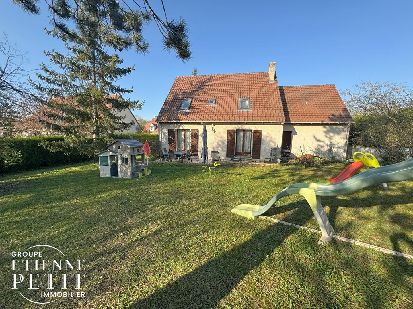 Agence immobilière de LES AGENCES IMMOBILIERES PETIT - AGENCE ETIENNE PETIT