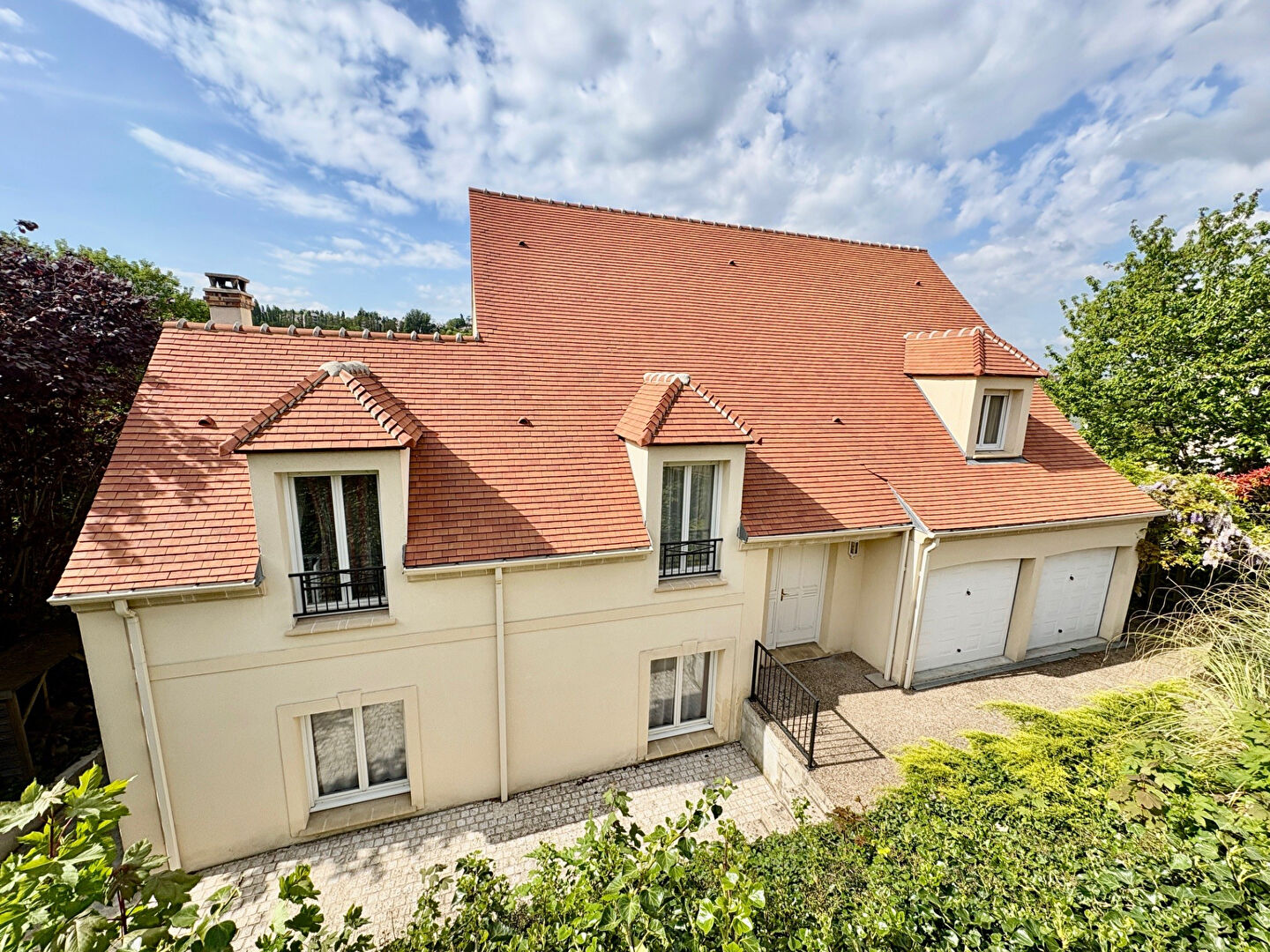 Agence immobilière de LES AGENCES IMMOBILIERES PETIT - AGENCE ETIENNE PETIT