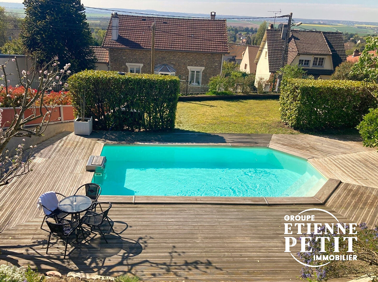 Agence immobilière de LES AGENCES IMMOBILIERES PETIT - AGENCE ETIENNE PETIT