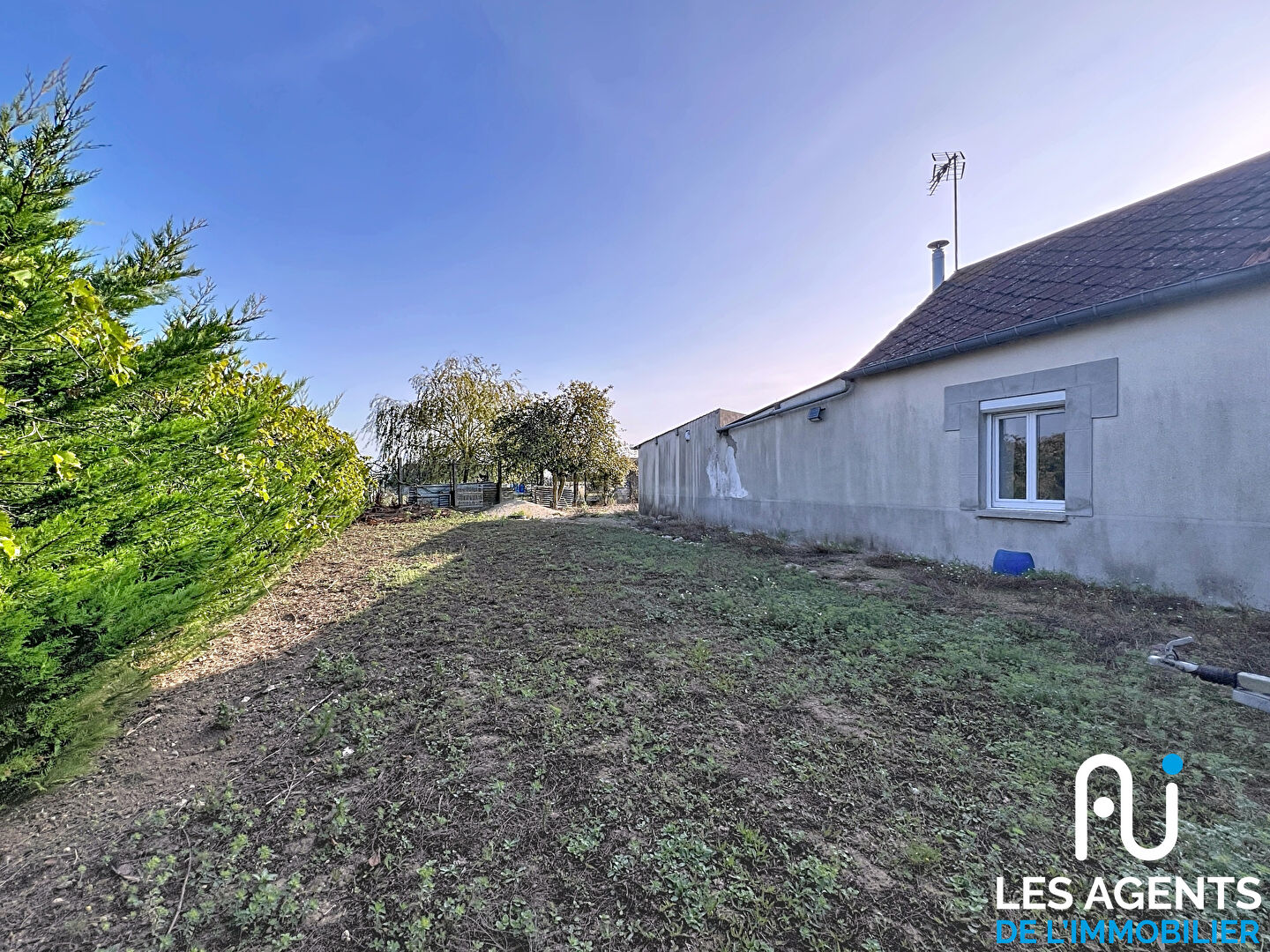 Photo Maison  plain pieds de 5 pièce(s)  100m² image 2/6