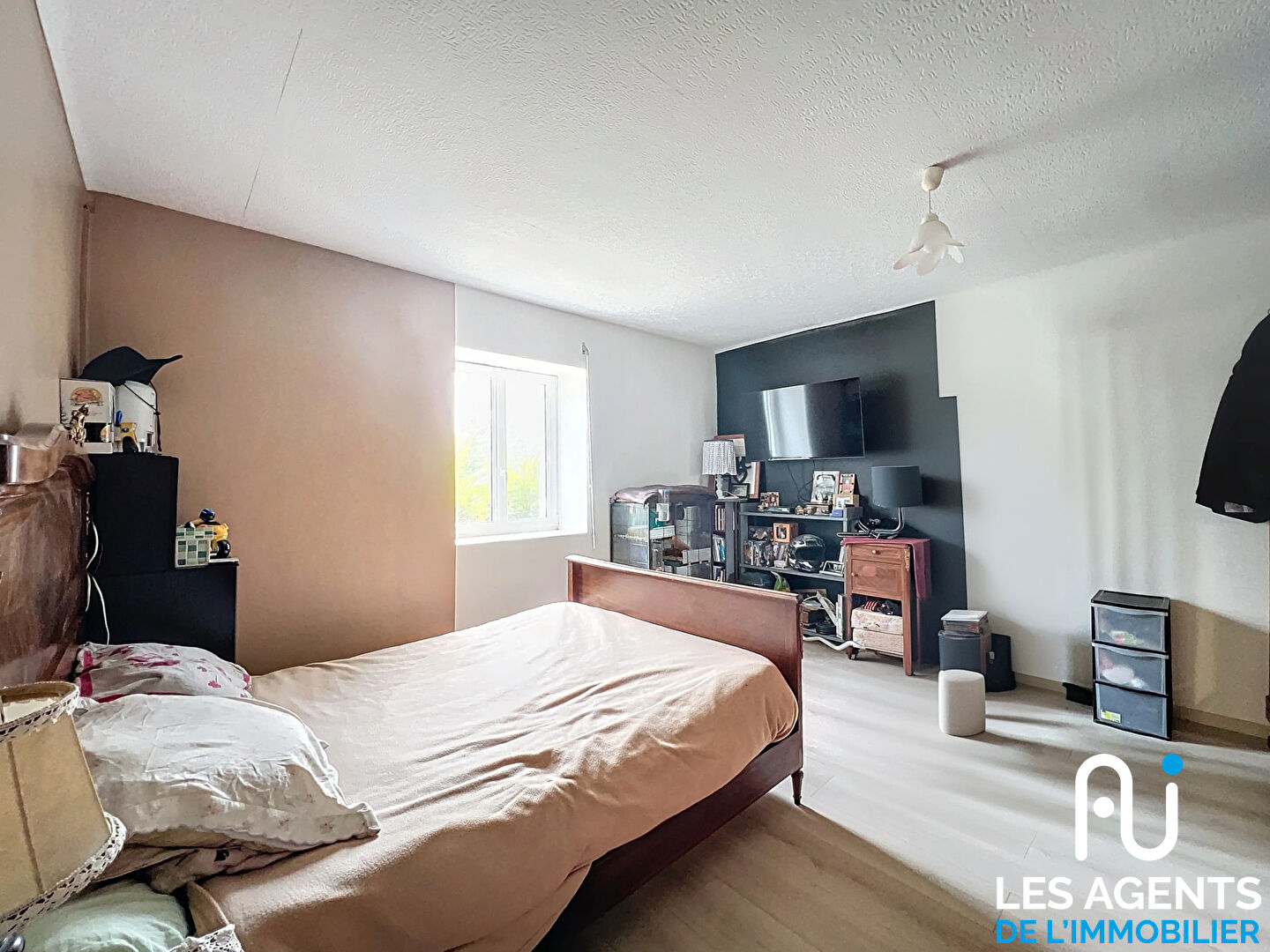 Photo Maison  plain pieds de 5 pièce(s)  100m² image 5/6