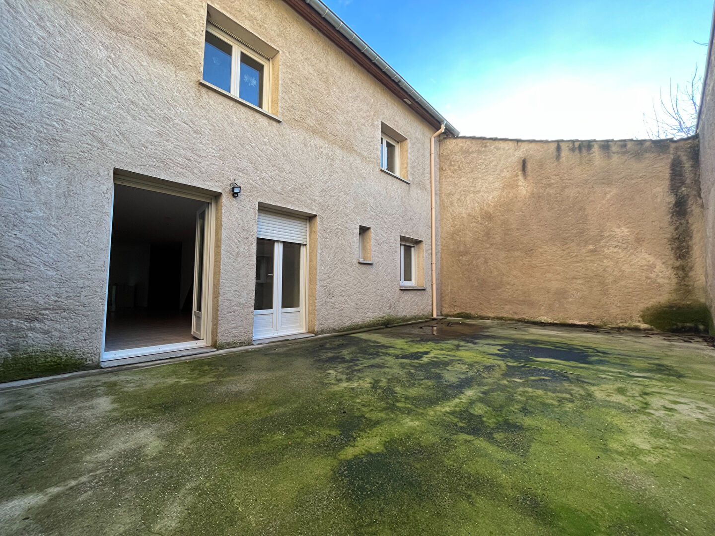 MAISON 146 m² ? 4 CHAMBRES ? COUR & GARAGE ? À SAISIR !