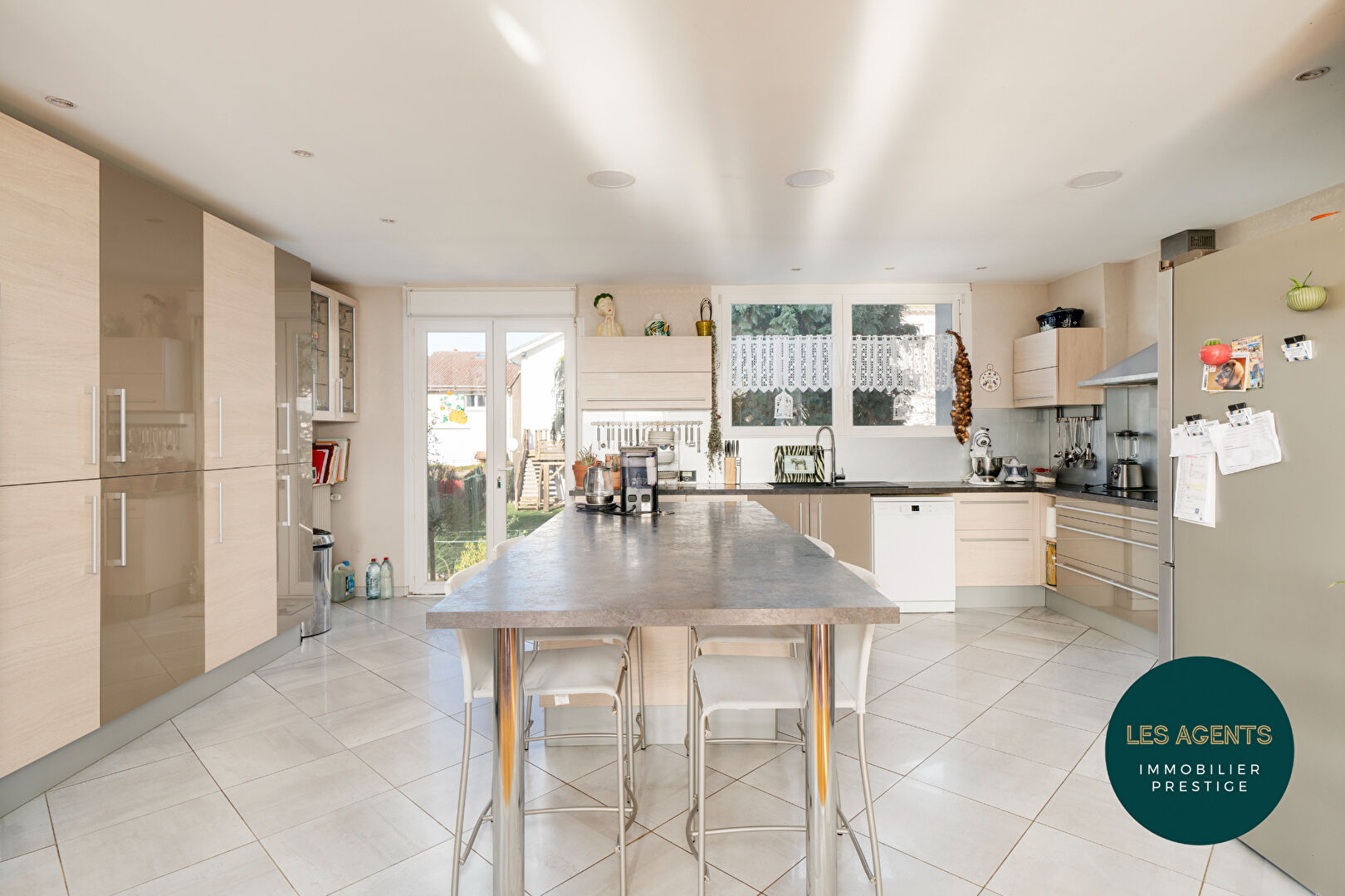 Epinal - Appartement de standing  197 m2 - 5 pièces + terrasses + jardinet