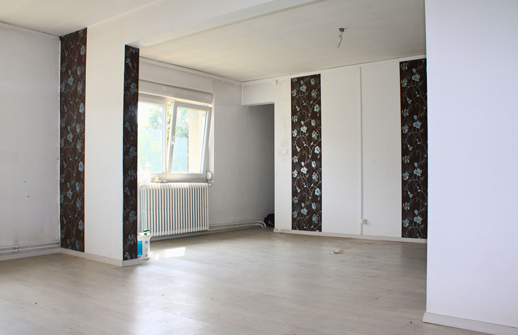 Fond de commerce avec Appartement et jardin