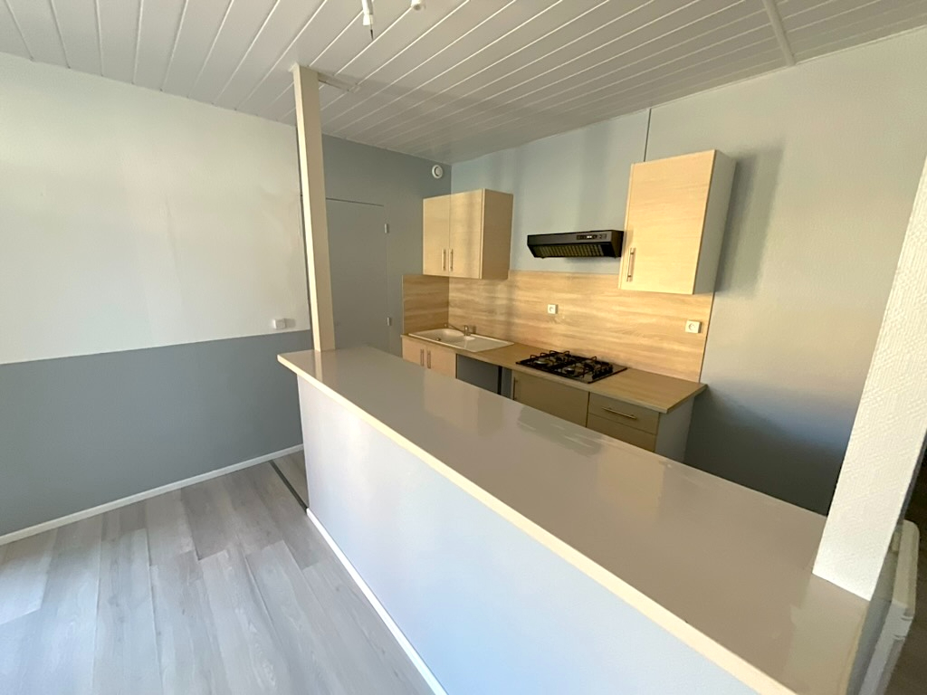 Immeuble de rapport Vauvillers 2 appartements un F3 et F4 aucuns travaux à prévoir