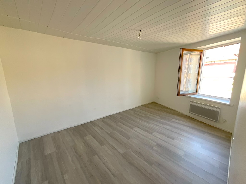 Immeuble de rapport Vauvillers 2 appartements un F3 et F4 aucuns travaux à prévoir