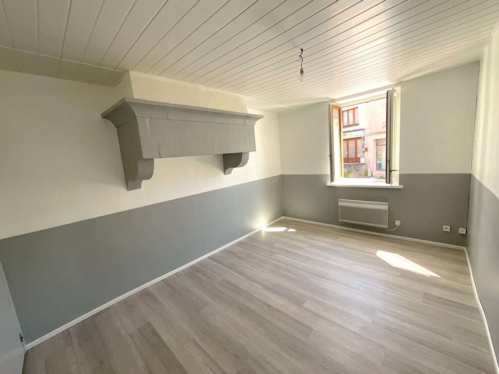 Immeuble de rapport Vauvillers 2 appartements un F3 et F4 aucuns travaux à prévoir