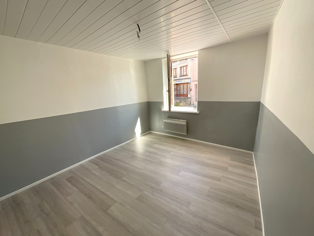 Immeuble de rapport Vauvillers 2 appartements un F3 et F4 aucuns travaux à prévoir