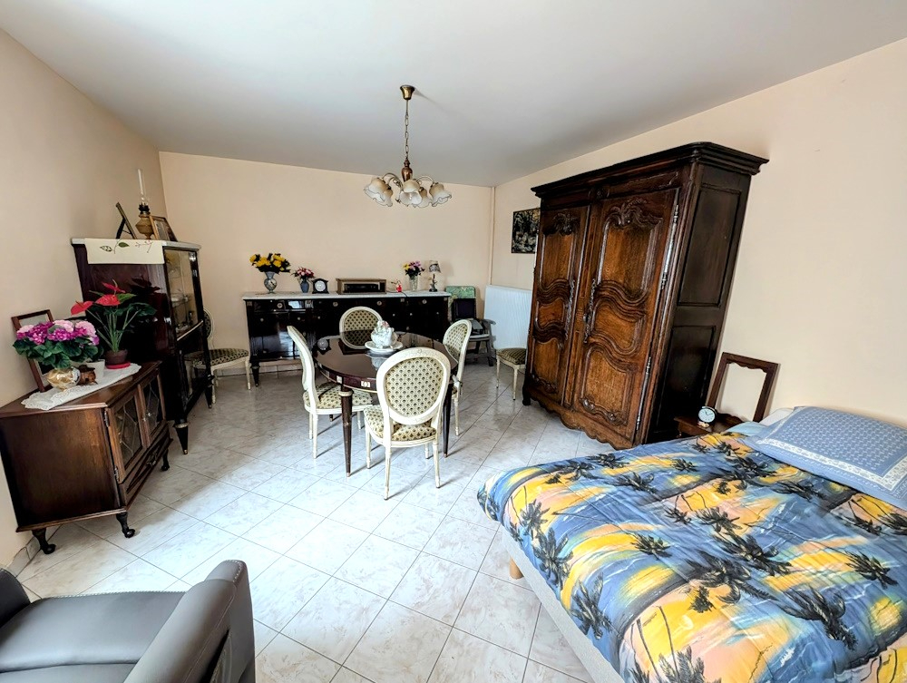 Maison FLOREMONT 134 m2 - 5 pièces - 3 Chambres - terrain env. 1072 m2